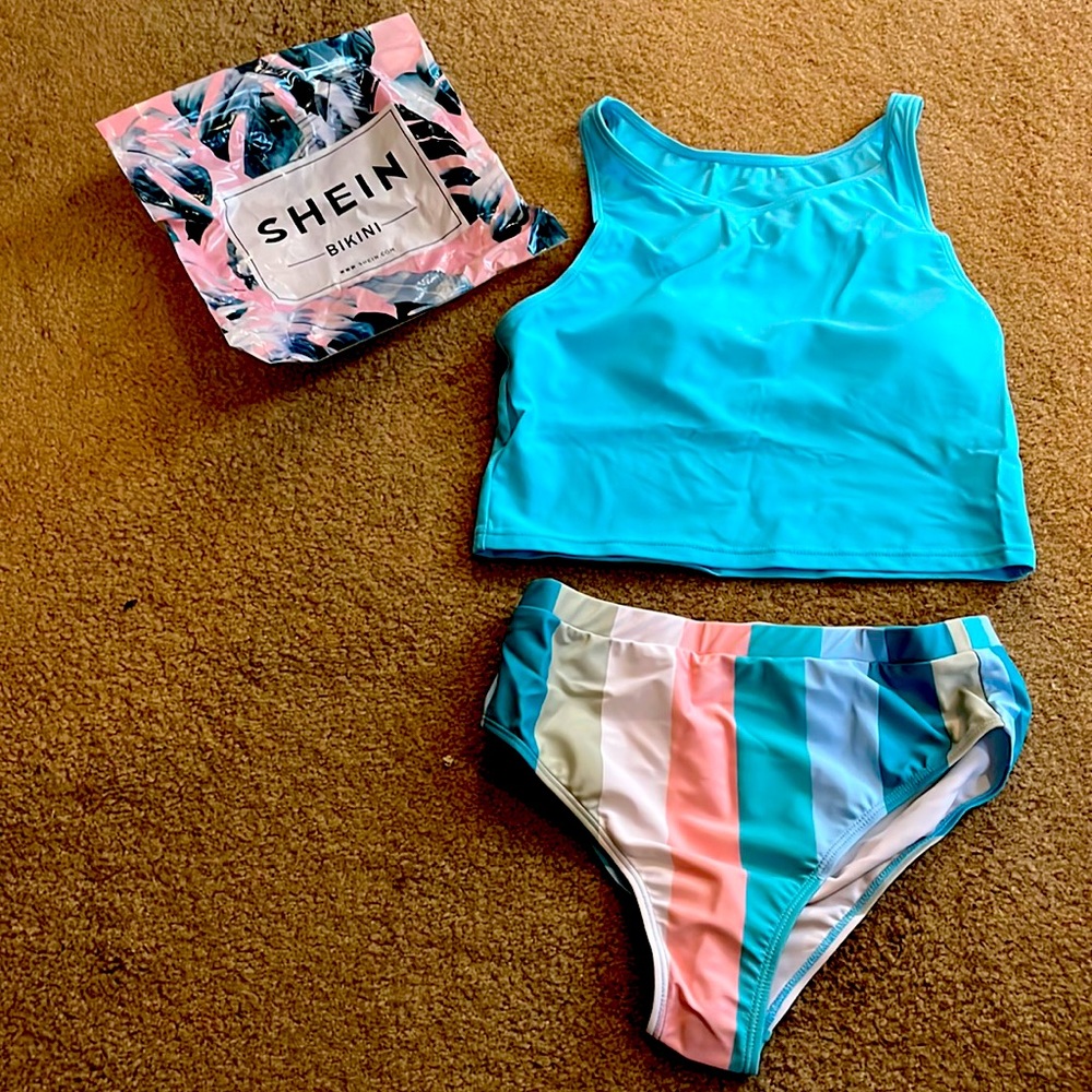Shein Bikini Top and Bottom never worn Size S